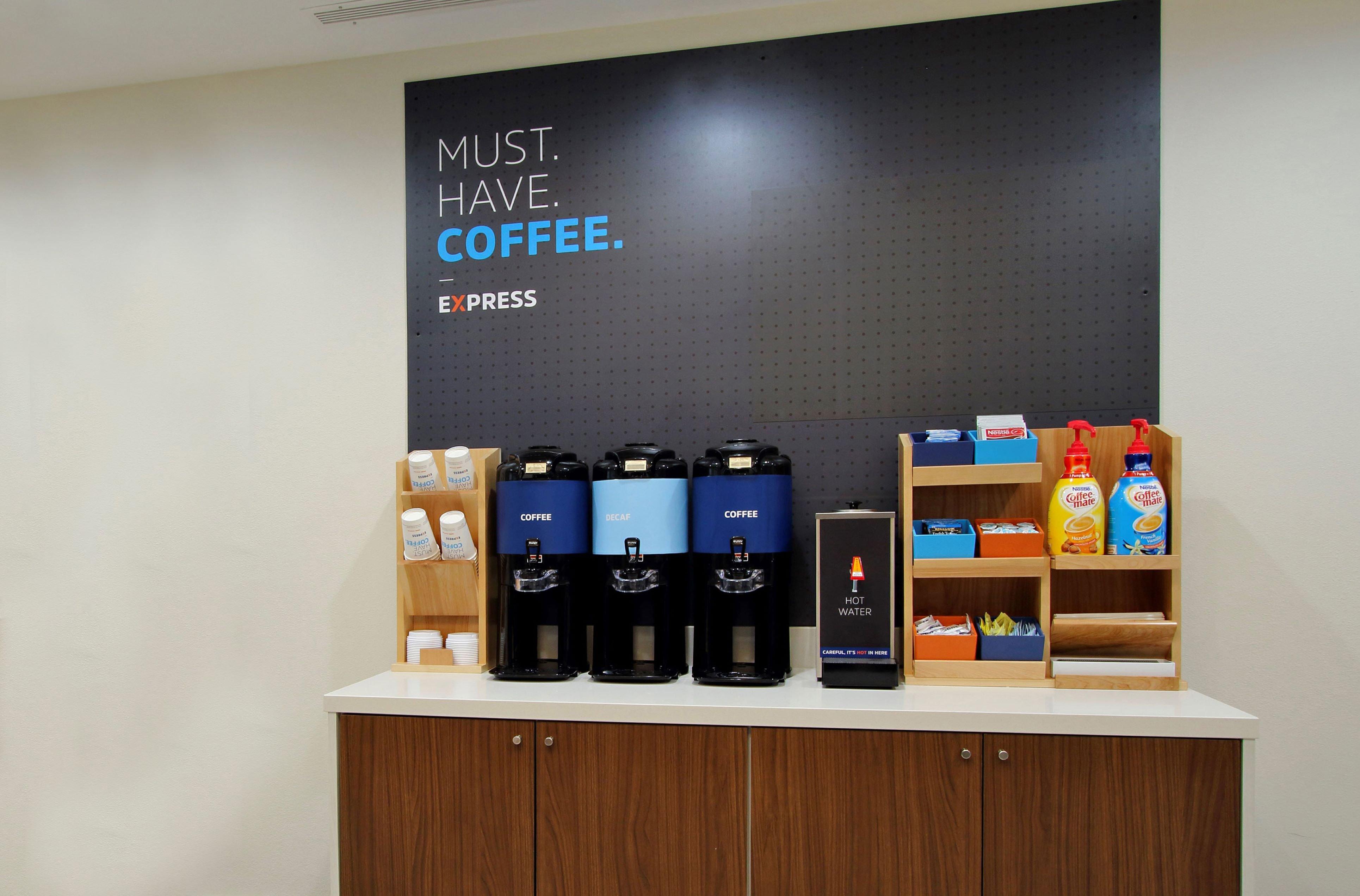 Holiday Inn Express & Suites Waterville - North By Ihg Экстерьер фото
