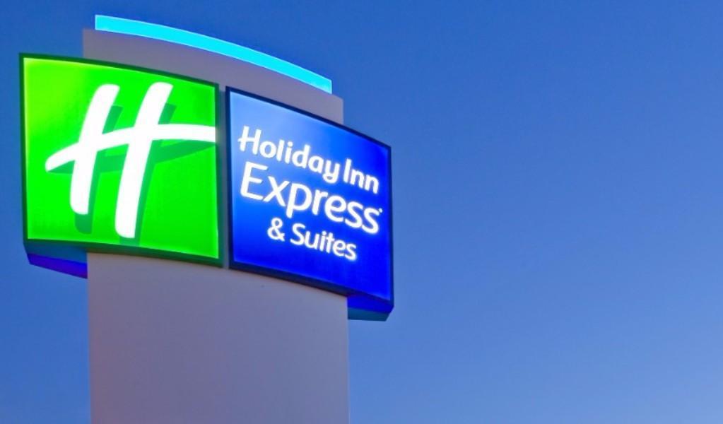 Holiday Inn Express & Suites Waterville - North By Ihg Экстерьер фото