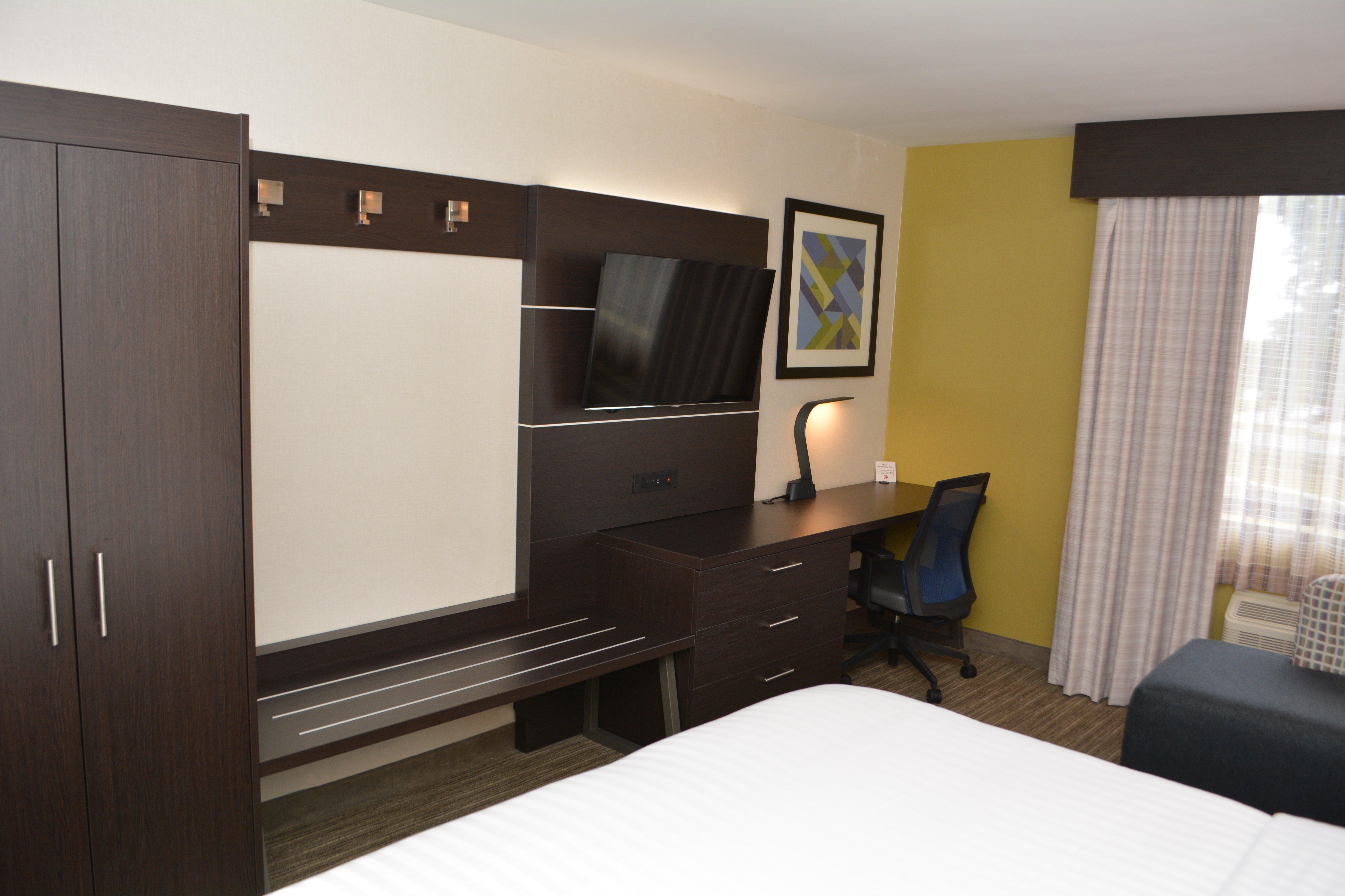 Holiday Inn Express & Suites Waterville - North By Ihg Экстерьер фото