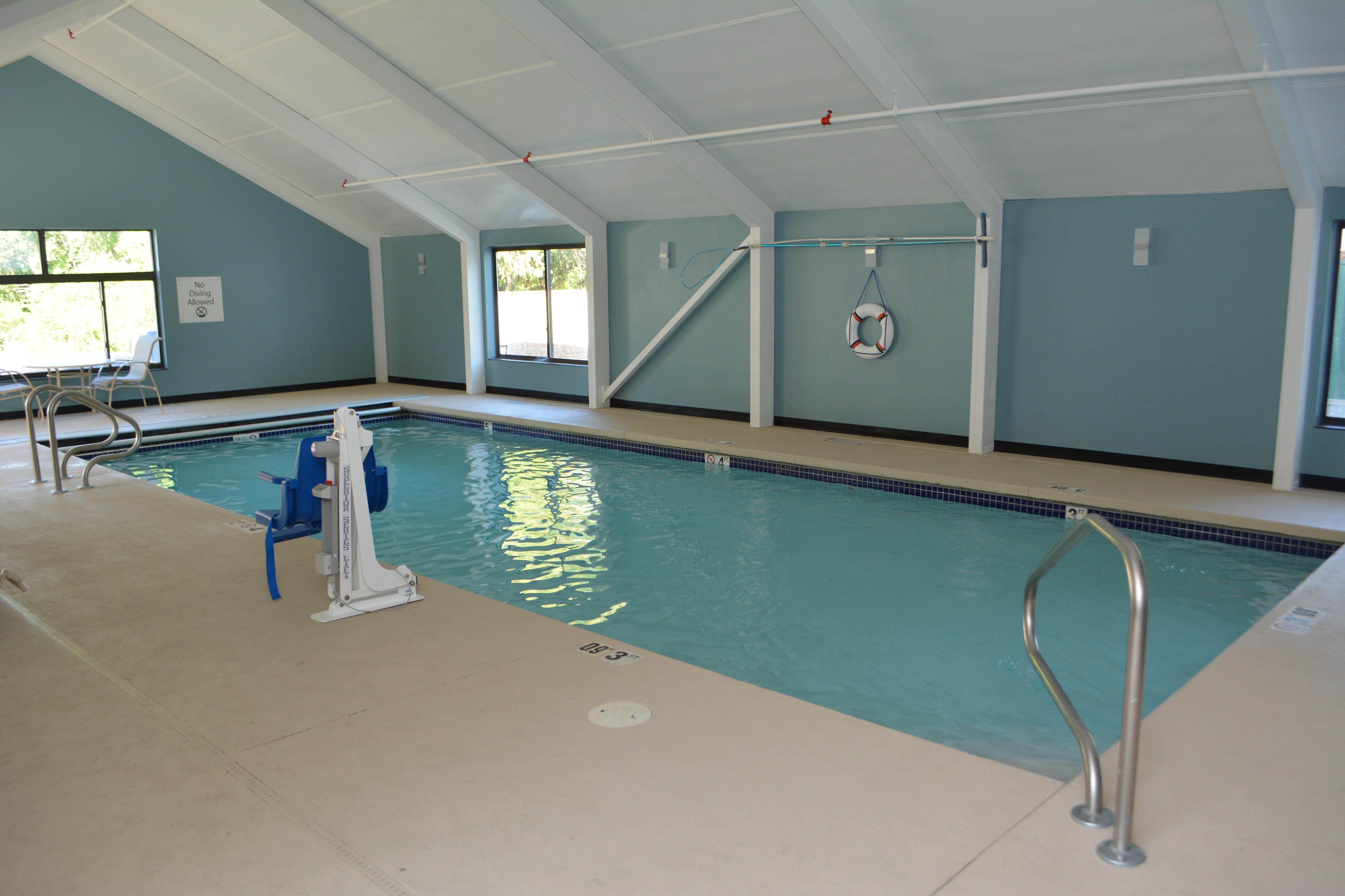 Holiday Inn Express & Suites Waterville - North By Ihg Экстерьер фото