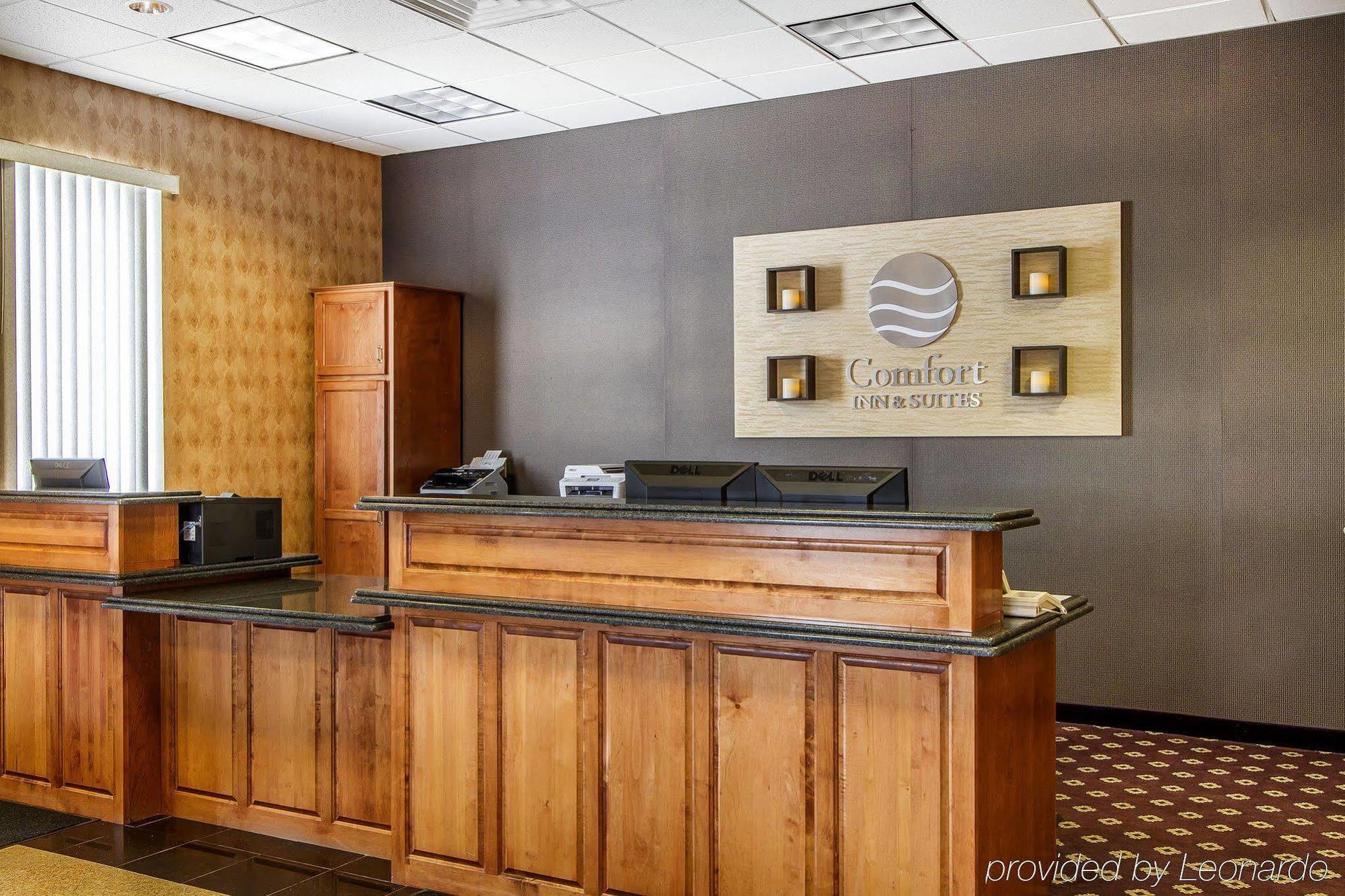 Holiday Inn Express & Suites Waterville - North By Ihg Экстерьер фото