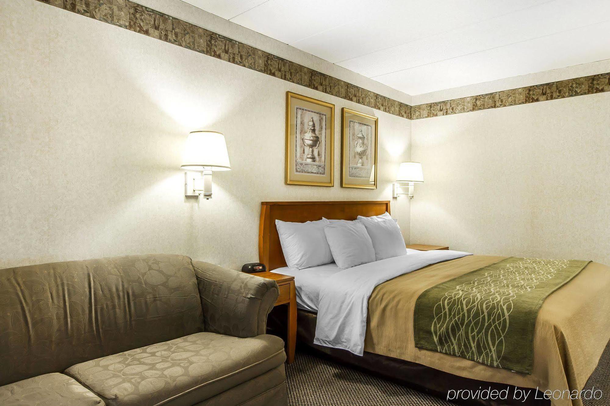Holiday Inn Express & Suites Waterville - North By Ihg Экстерьер фото